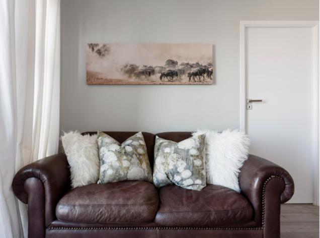 The Paragon Urbane Centrally Located Modern Comforts