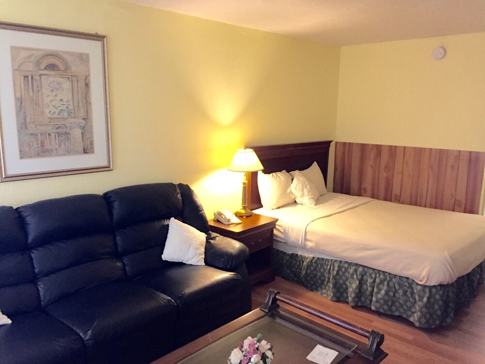 Jasmine Garden Inn - photo 17