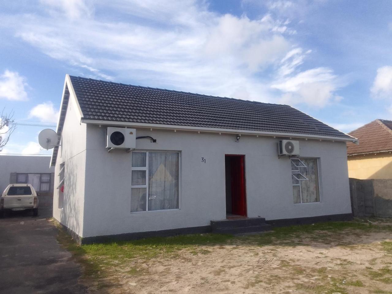 Aphiwe Guesthouse