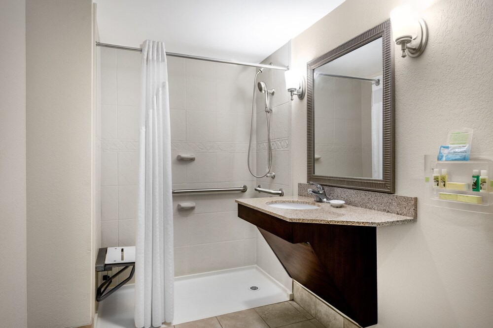 Holiday Inn Johnstown Gloversville by IHG - photo 13