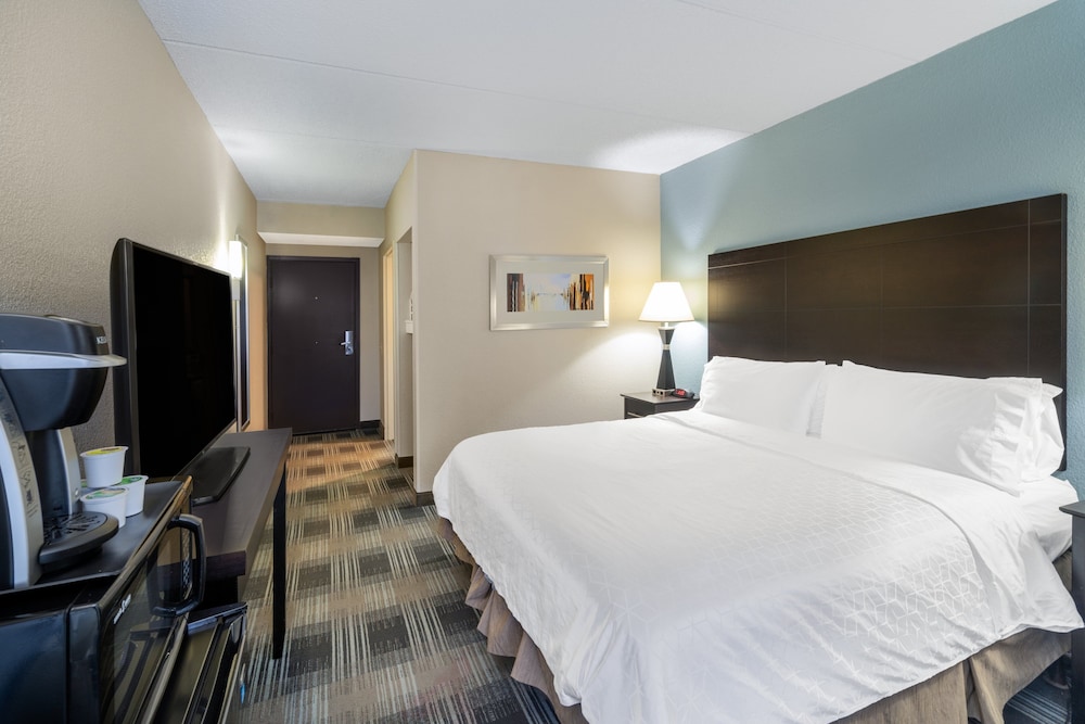Holiday Inn Express Forsyth by IHG - photo 17