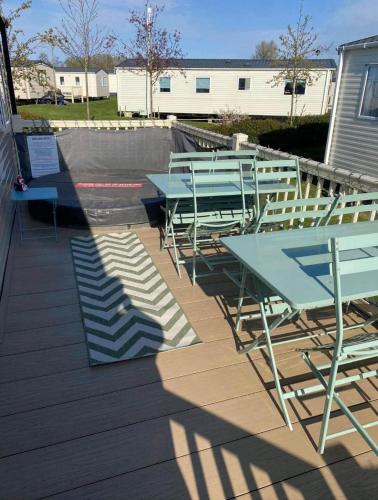 LottieLou s Hot Tub breaks at Tattershall Lakes in Lincoln, United Kingdom