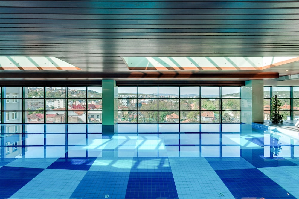 DoubleTree by Hilton Cluj City Plaza — 4-Star Luxury Hotel in Cluj-Napoca, Romania