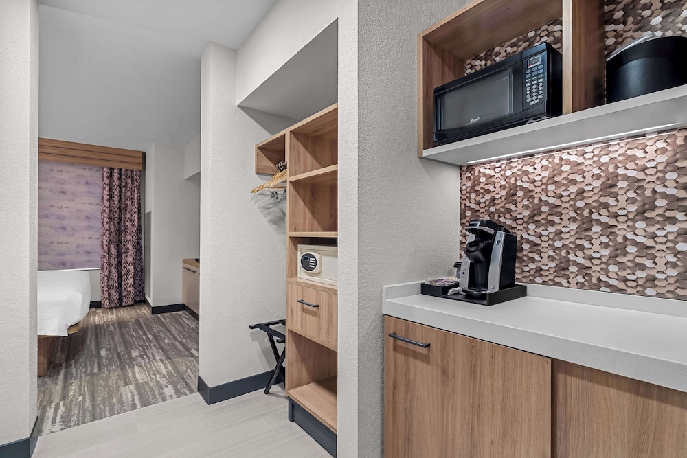 Hilton Garden Inn Cartersville - photo 22