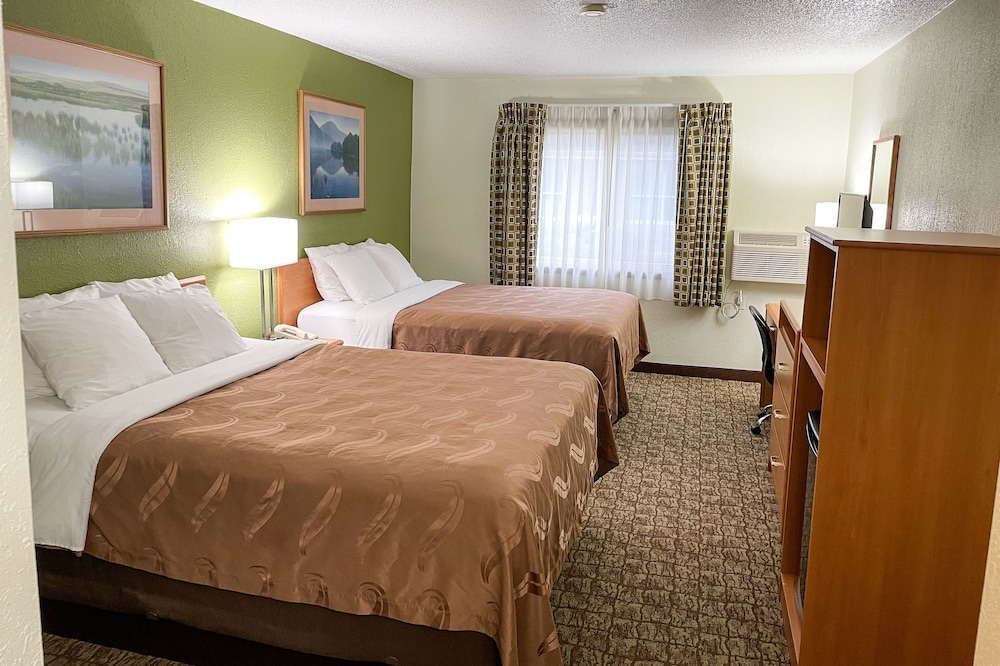 Hudson Inn & Suites - photo 24