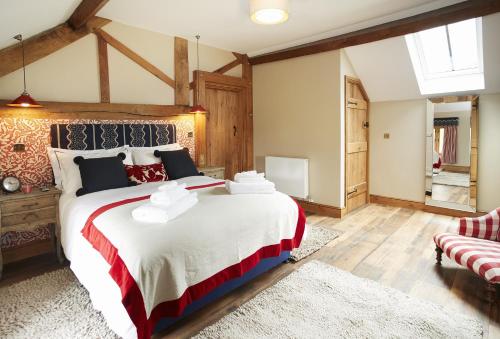 The Stone Barn — Downton — photo 4