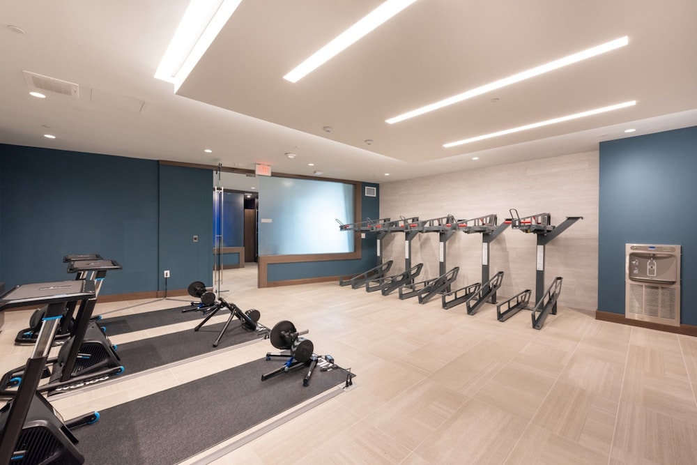 Global Luxury Suites Crystal City - photo 95