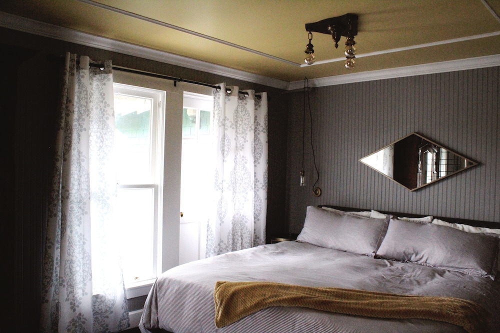Shelburne Hotel - photo 19