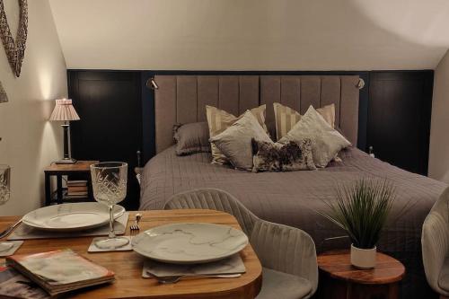 Y Llofft Cosy Country Retreat in the Brecon Beacons — 4-Star Luxury Hotel in Crickhowell, United Kingdom