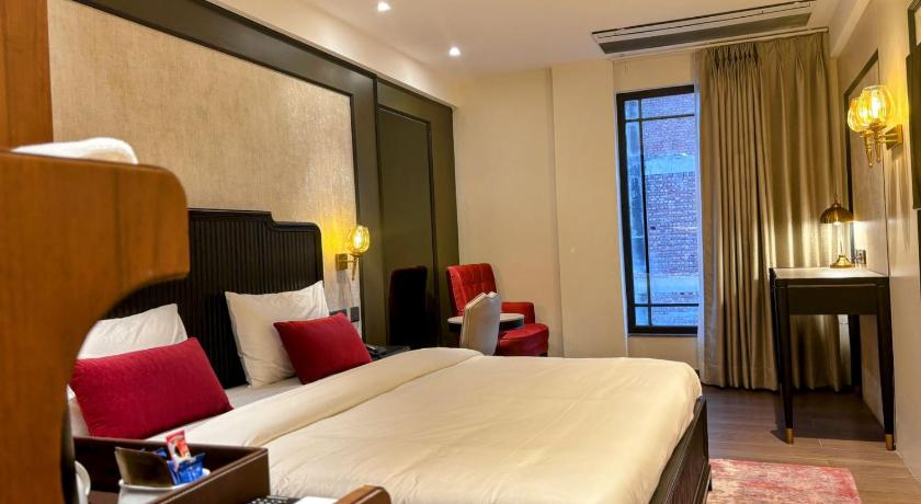 Hotel Primeland Pinjore — Pinjaur — photo 4
