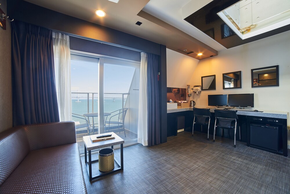 Moonbay Hotel - last minute hotel in Busan