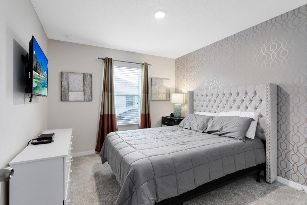 Luxury Town With Splash Pool In Solara Resort 4 Bedroom Townhouse by RedAwning - photo 3