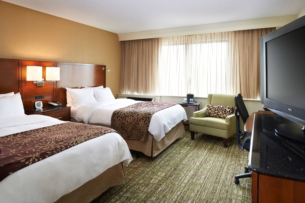 Detroit Marriott Livonia - photo 8