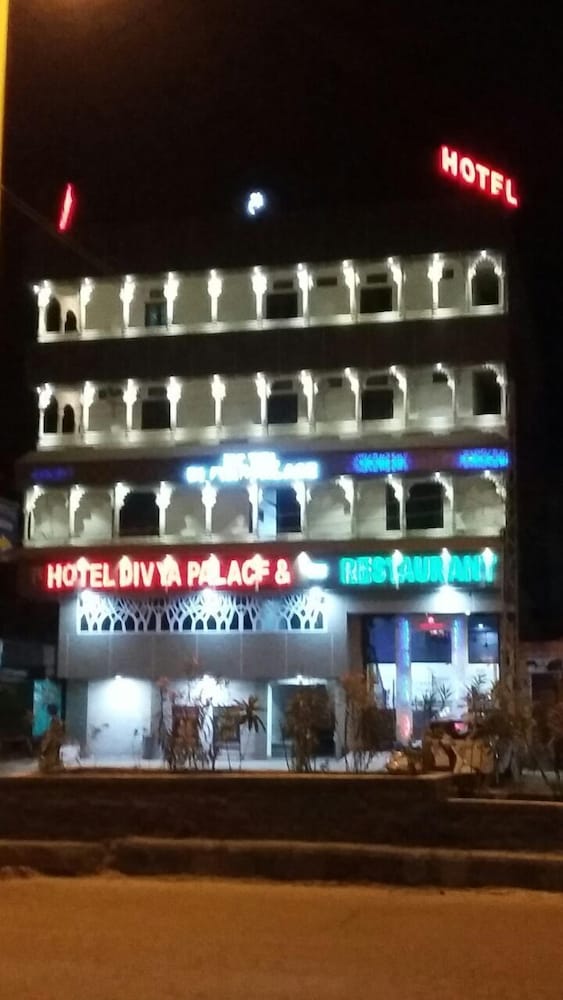 Hotel Divya palace & Restaurent - last minute hotel in Udaipur