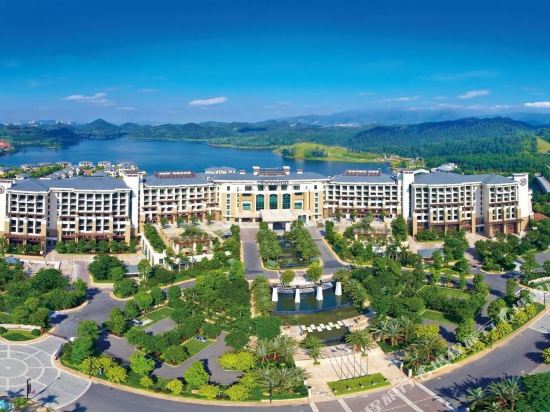 Sheraton Bailuhu Resort Huizhou — 5-Star Luxury Hotel in Huizhou, People's Republic of China