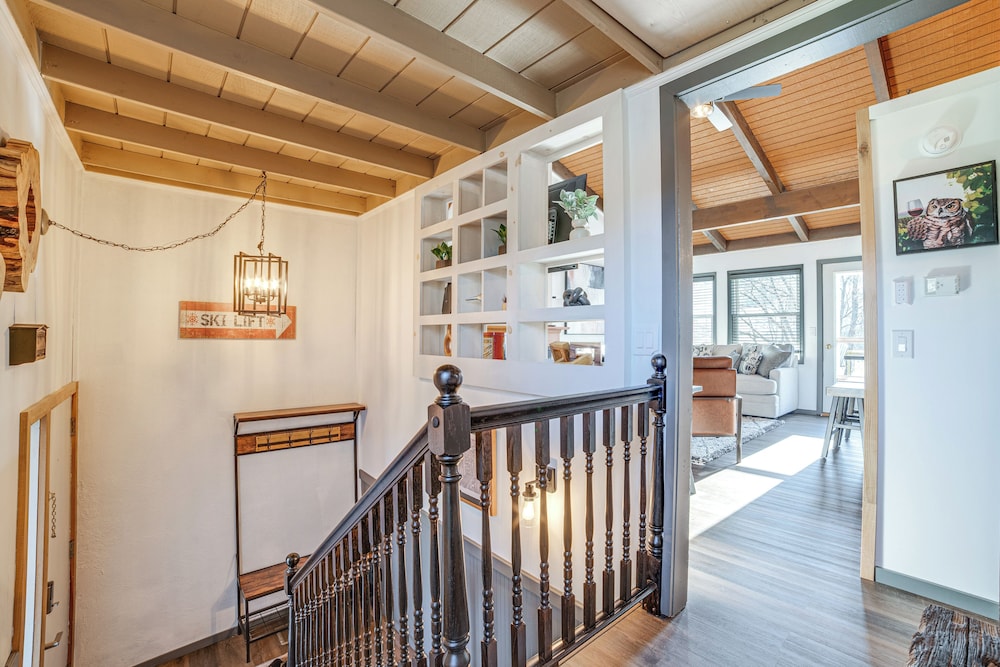 Chic Greek Peak Ski Resort Townhome w Balconies - photo 15
