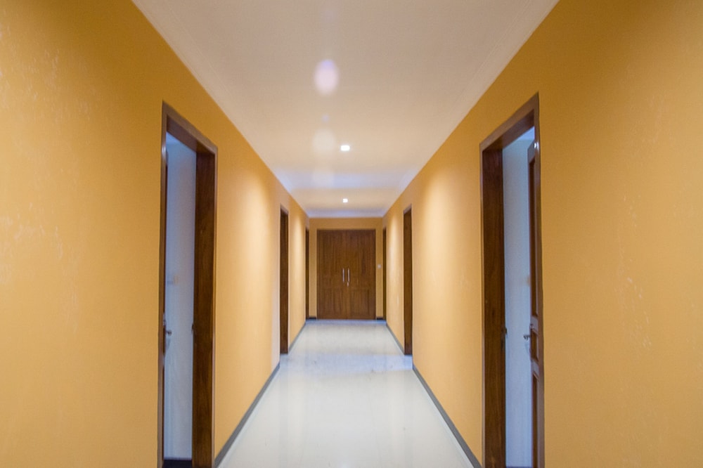 RedDoorz Plus @ Pancer Door Beach — Pacitan — photo 4