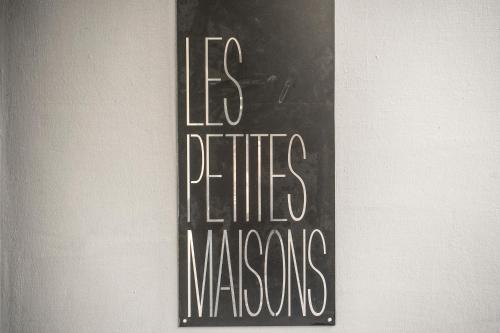Les Petites Maisons — 4-Star Luxury Hotel in Montevarchi, Italy