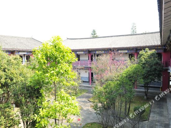 Butterfly Spring Hotel - last minute hotel in Dali