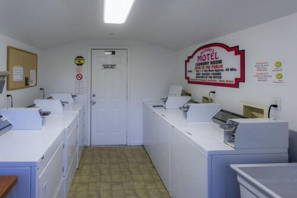 Richard's Motel Extended Stay - photo 103