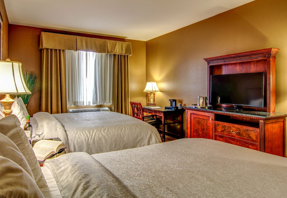 The Wildwood Hotel - photo 33