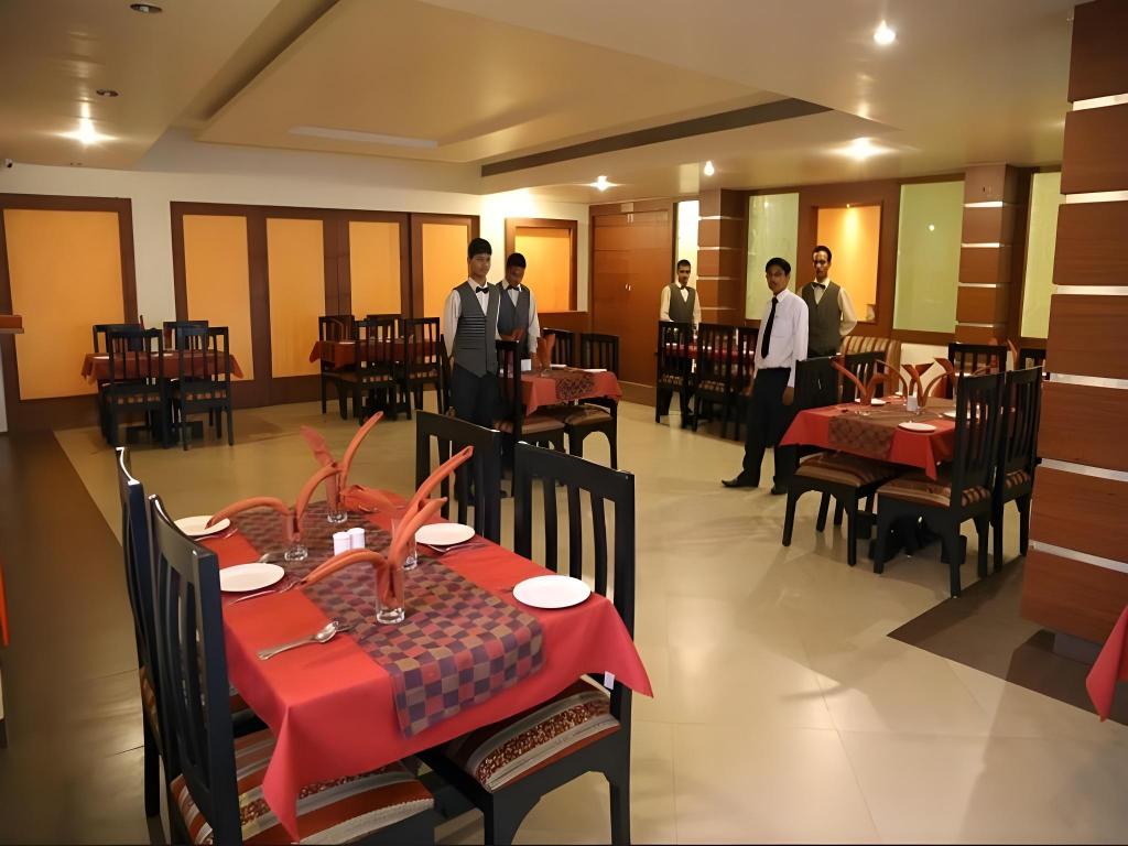 Hotel The Emerald — Bilaspur — photo 4