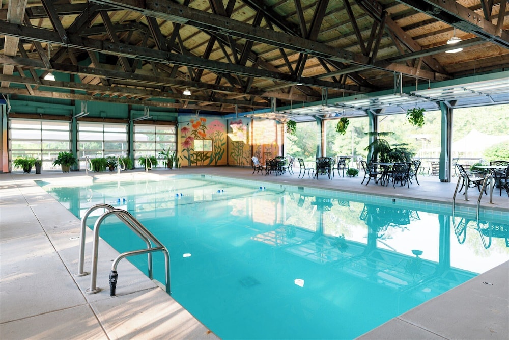 Brown County Inn - photo 23