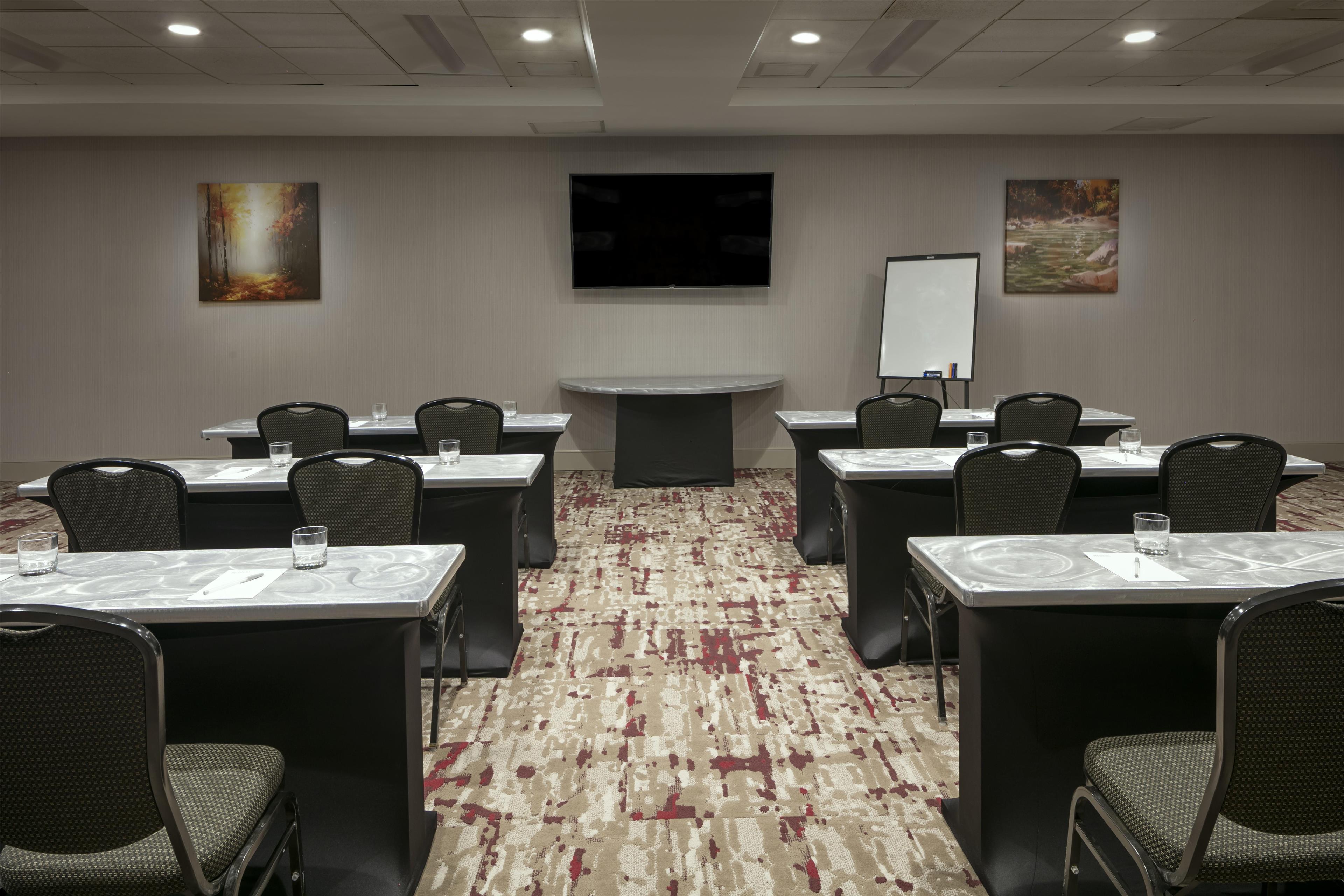 Hilton Garden Inn Corvallis - photo 17