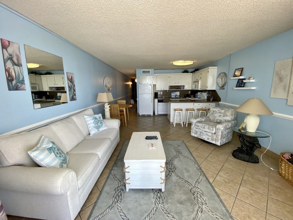 Royal Garden Resort 209 2 Bedroom Condo by RedAwning - photo 12