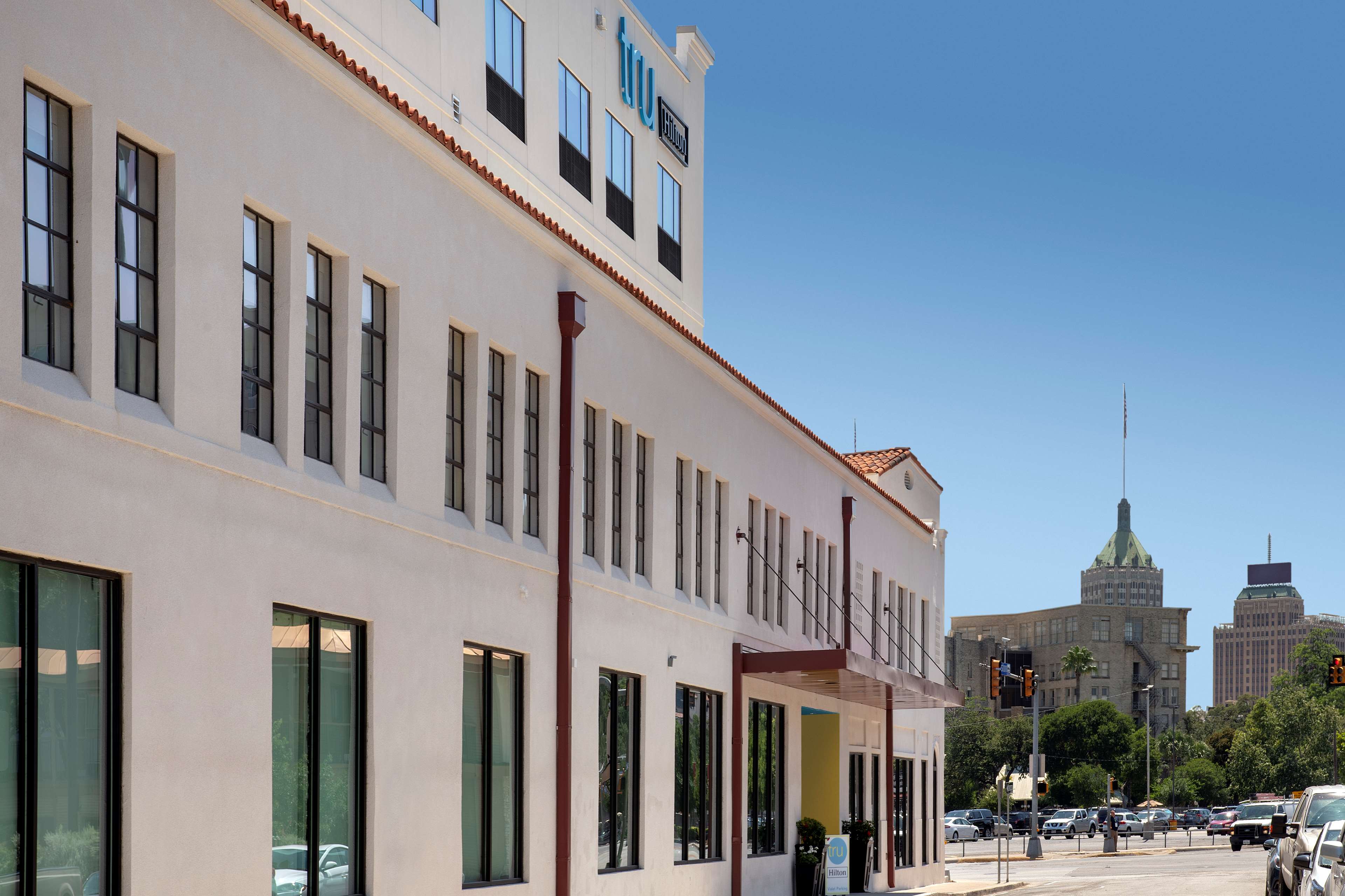 Tru By Hilton San Antonio Downtown Riverwalk - photo 3