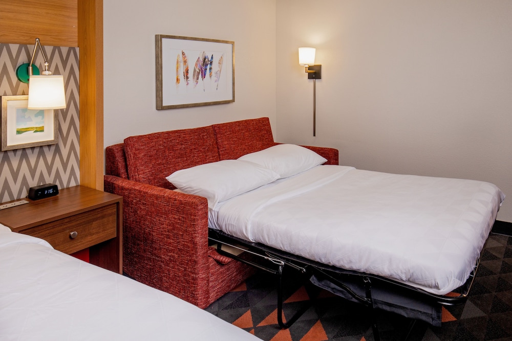Holiday Inn Newport News Hampton by IHG - photo 13