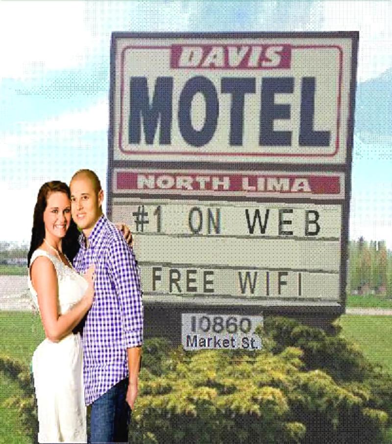 Davis Motel - photo 3