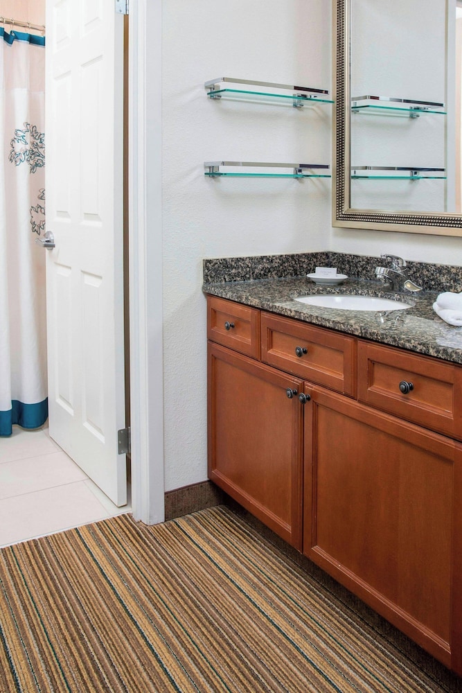 Residence Inn by Marriott Rockford - photo 9