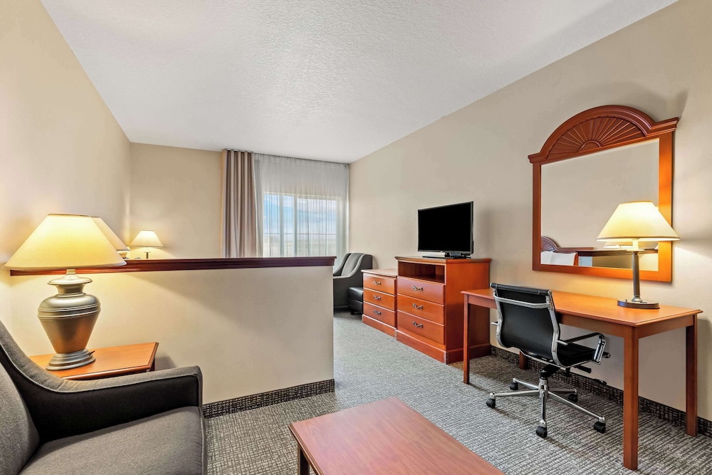 Comfort Inn & Suites Hermiston South - photo 23