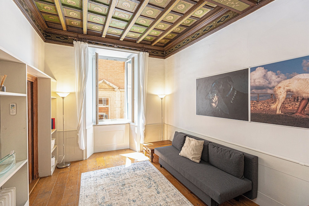 Frattina Atmosphere by Rental in Rome — 4-Star Luxury Hotel in Rome, Italy