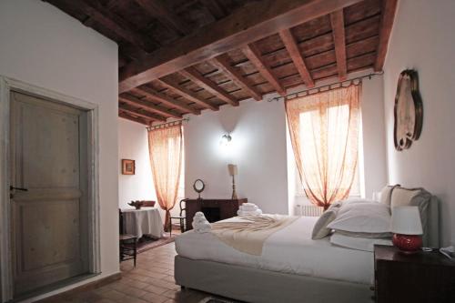 Monti Bespoke — 4-Star Luxury Hotel in Rome, Italy