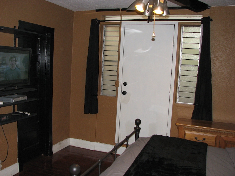 Cottonwood Hotel - photo 19