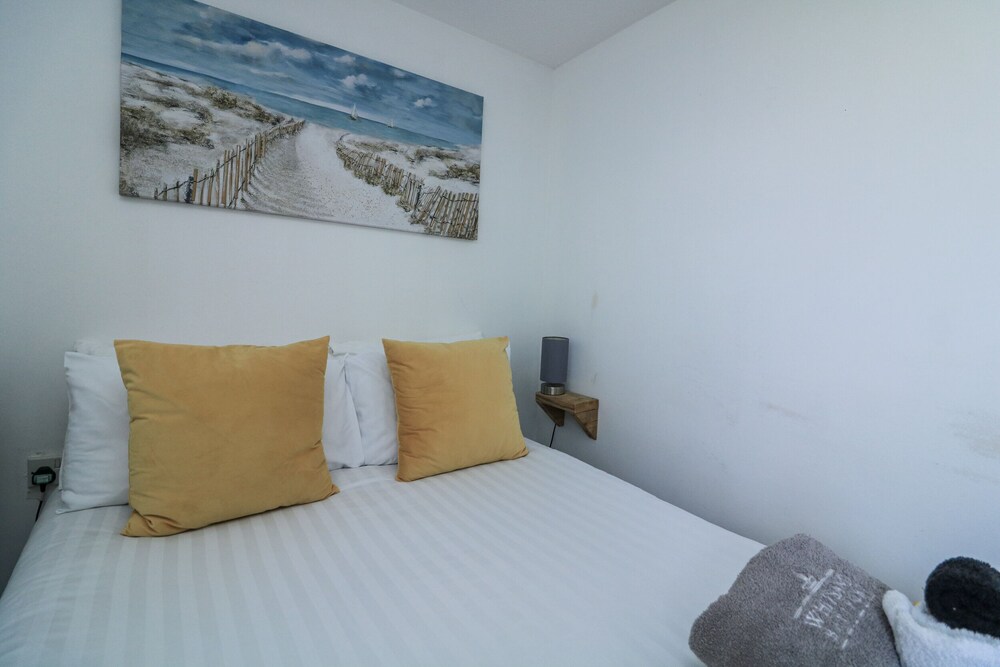 Sunset Sea View Chalet — Torpoint — photo 5