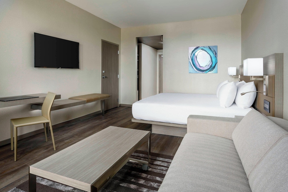 AC Hotel by Marriott Spartanburg - photo 12