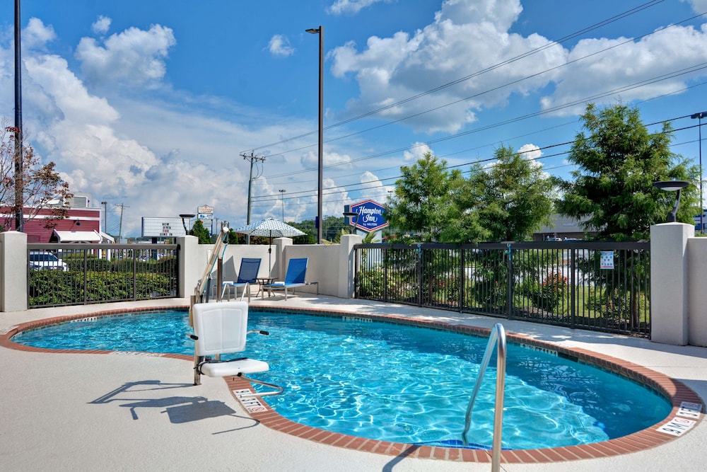 Hampton Inn Greenwood - photo 40