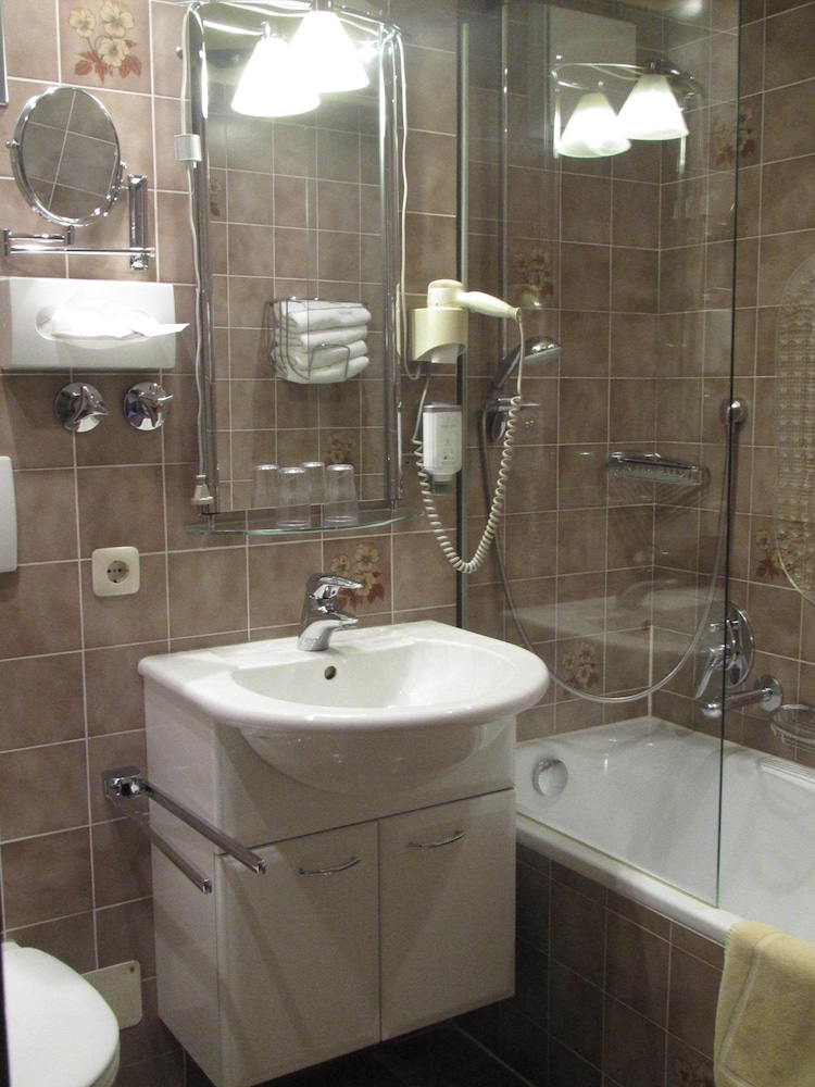 Landhotel Haflingerhof — Rosshaupten — photo 4