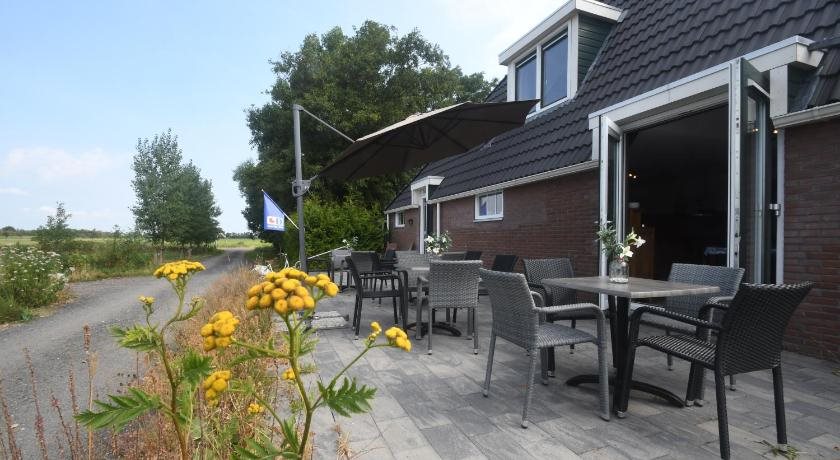De Kan Hoeve appartementen — 4-Star Luxury Hotel in Heeg, Netherlands