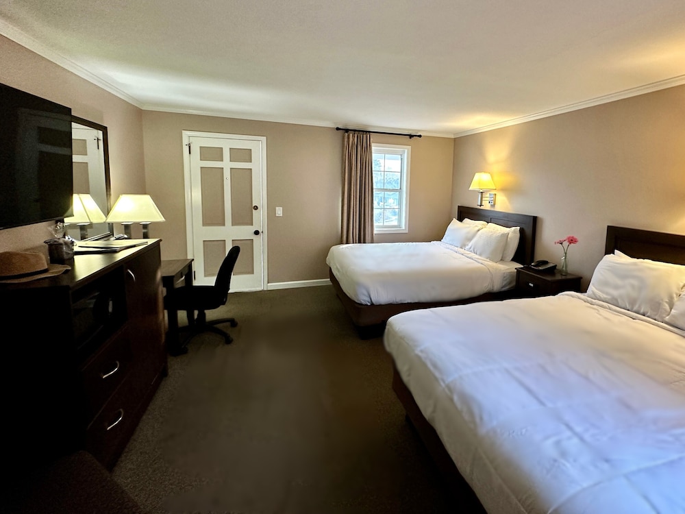 Blowing Rock Inn - photo 8