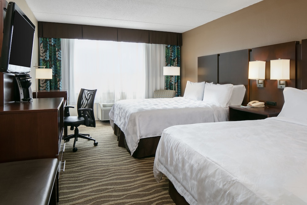 Holiday Inn & Suites Overland Park West by IHG - photo 12