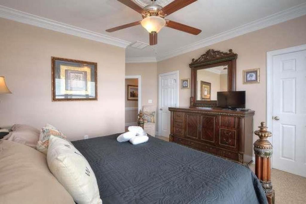 Serenity Sands Beach Retreat - featured photo