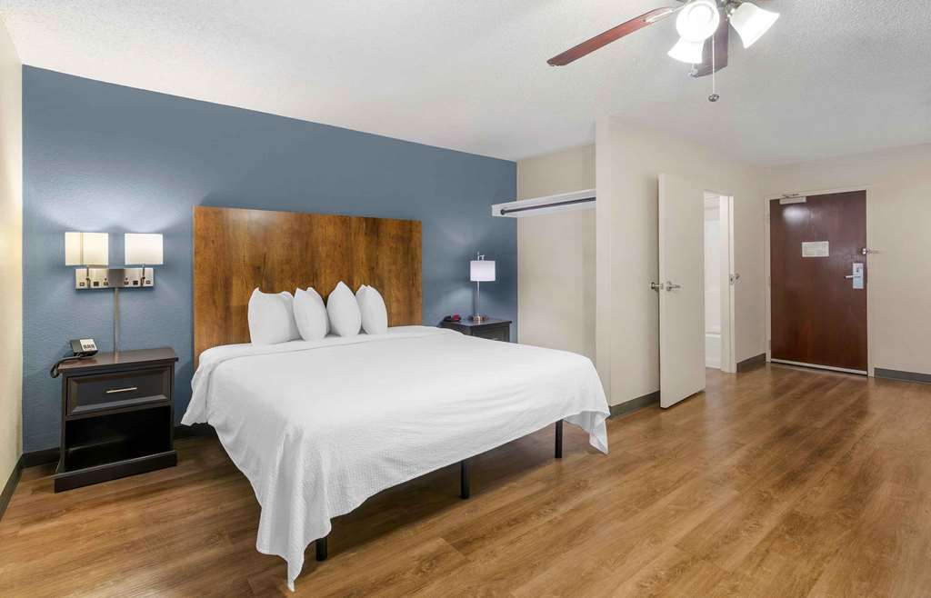 Extended Stay America Premier Suites Fort Lauderdale Convention Center Cruise Port - photo 13
