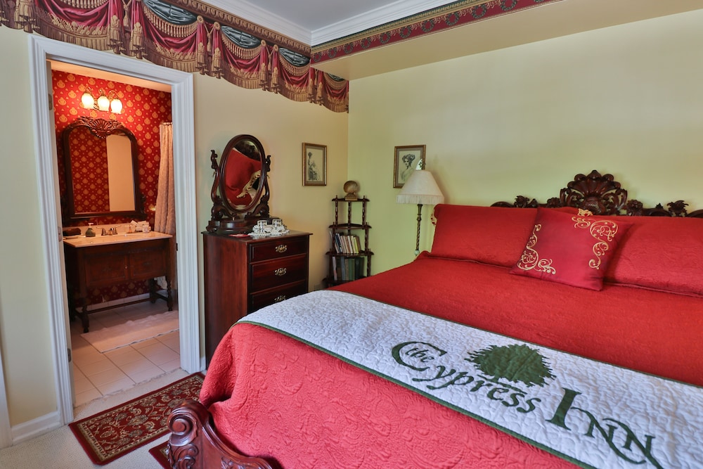 The Cypress Inn Bed & Breakfast - photo 5