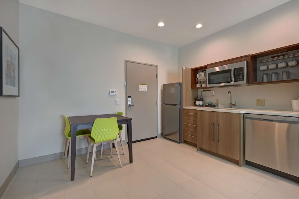 Home2 Suites Corpus Christi Southeast - photo 18