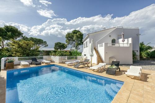 Amparo in L'escala, Spain