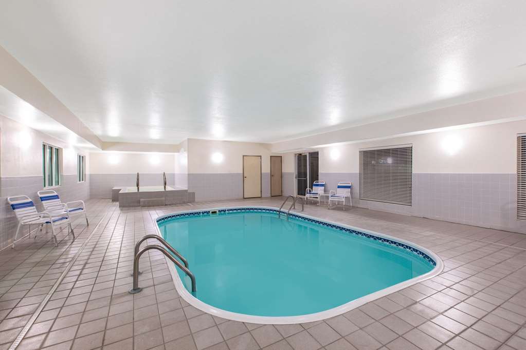 La Quinta Inn by Wyndham Lincoln Nebraska - photo 13
